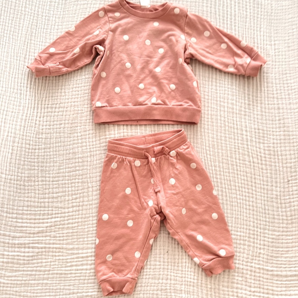 H&M baby polka dot sweater set